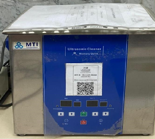 Ultrasonic cleaner