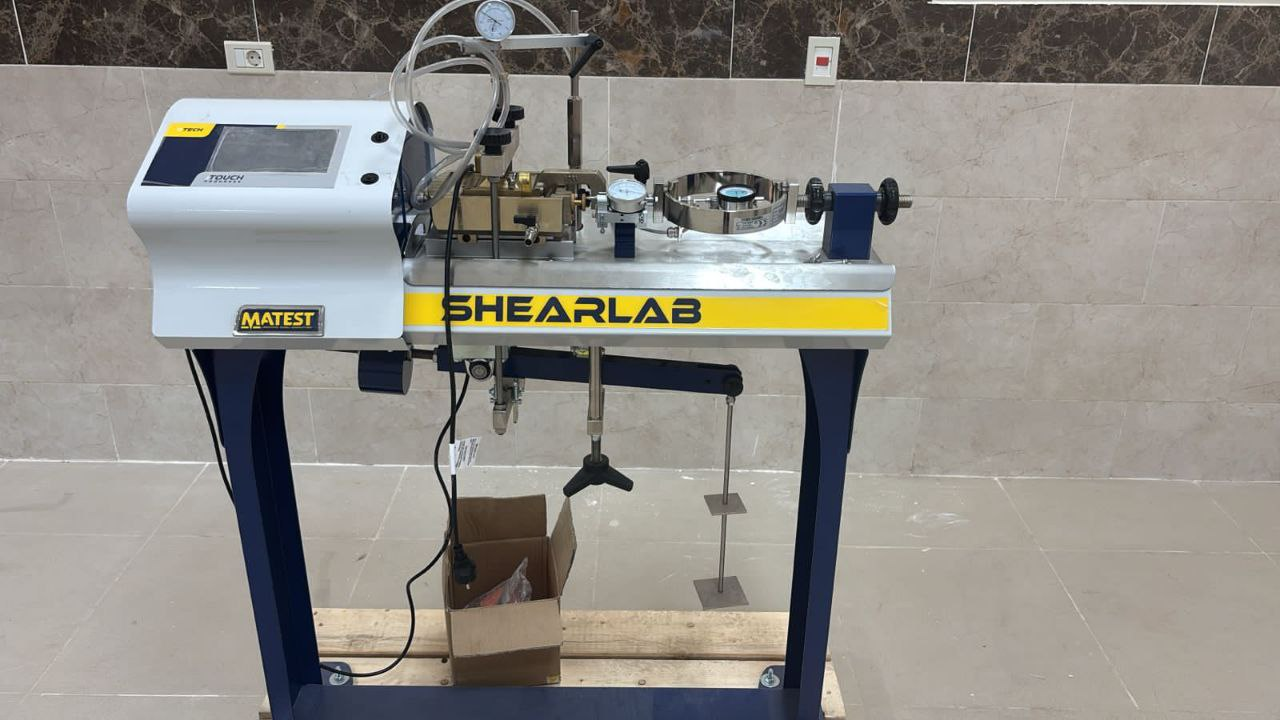 Shear box Digital Direct/Residual Shear Apparatus Complete with Lever Loading Assembly. 220-240V 50/60Hz 1Ph