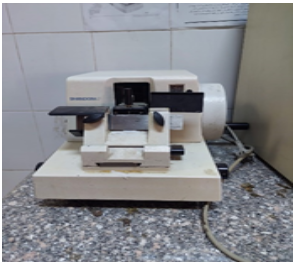 Microtome