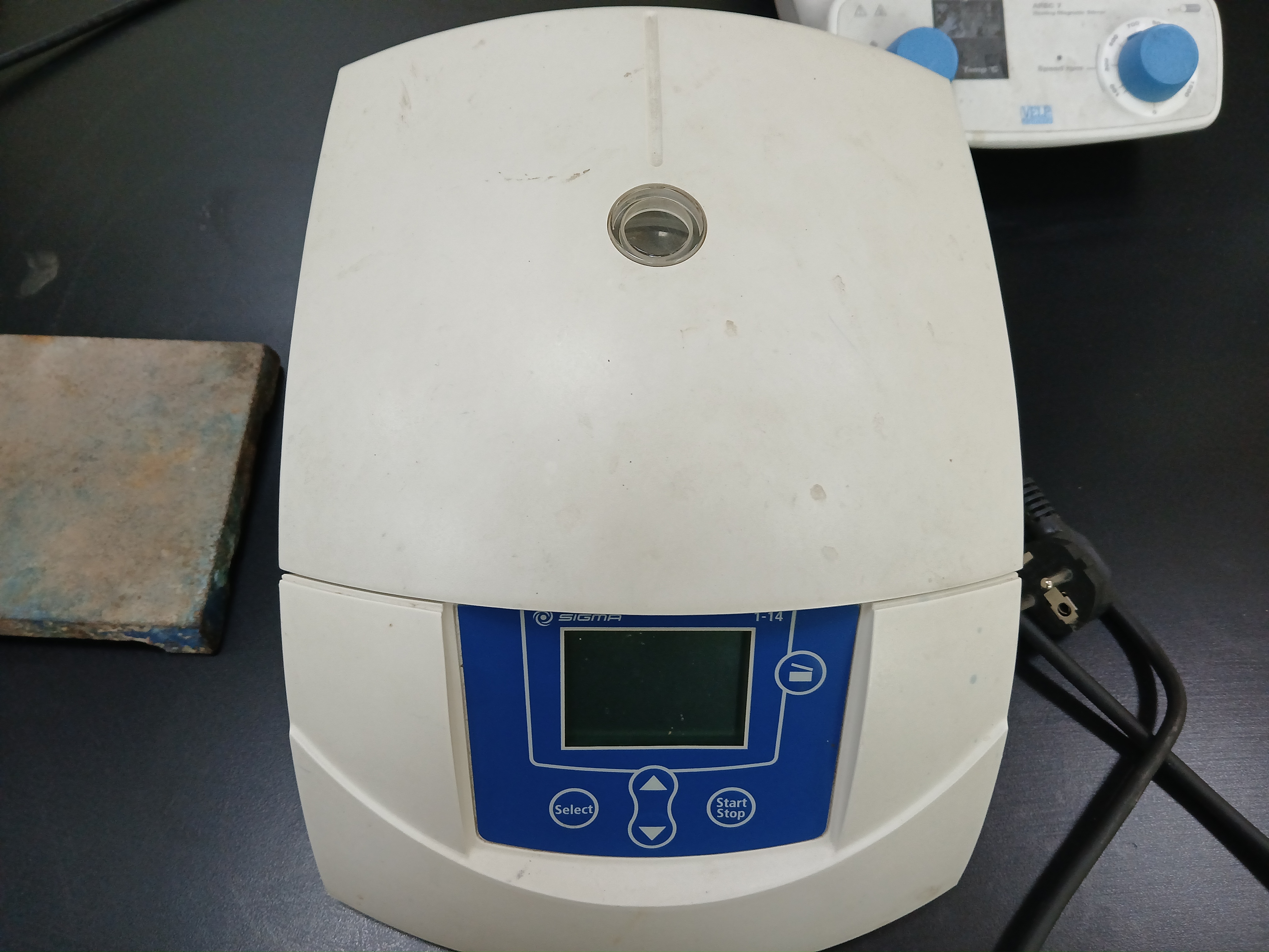 Microcentrifuge