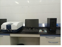 UV-Vis/NIR Spectrophotometer