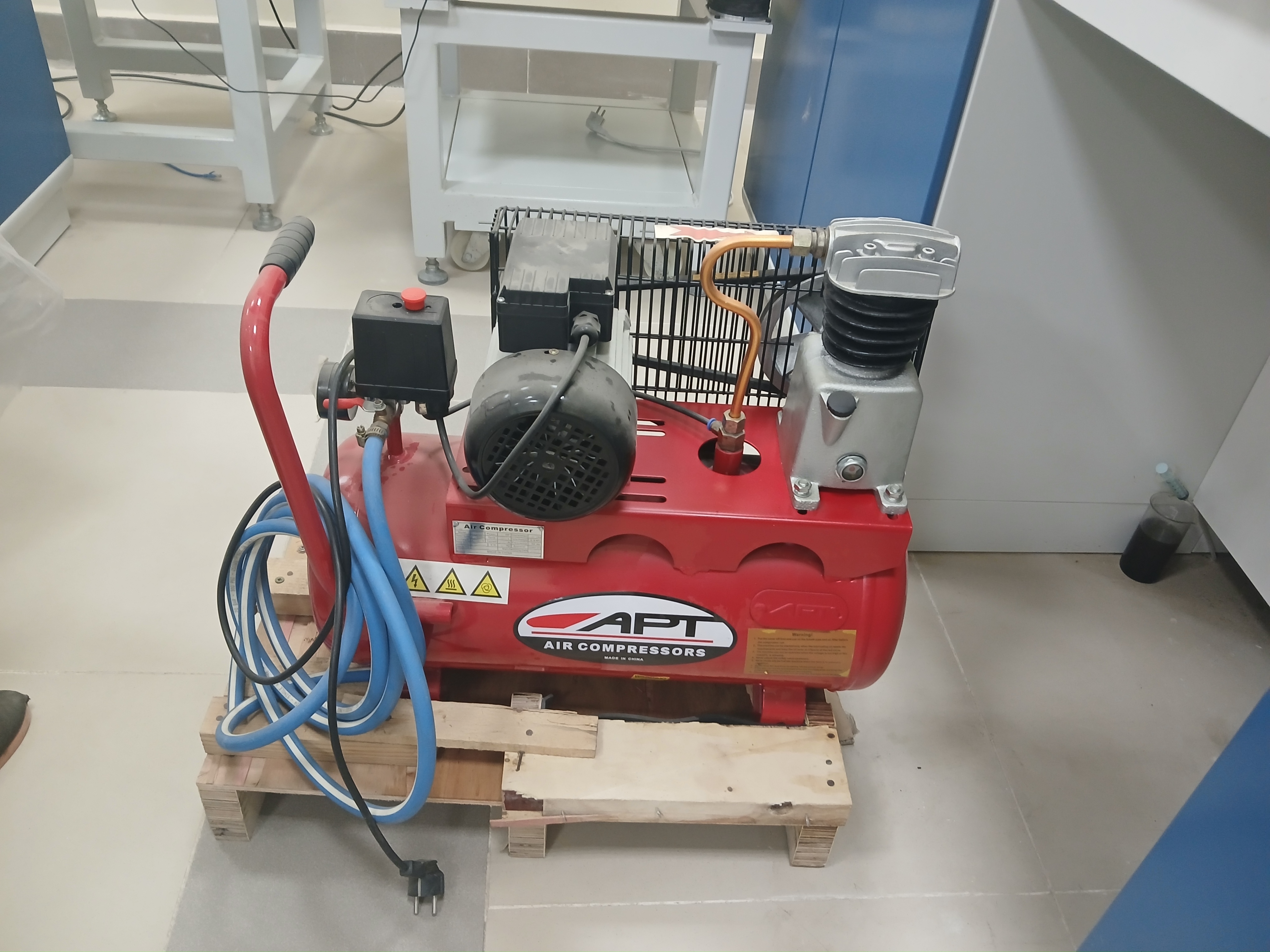 Air compressor