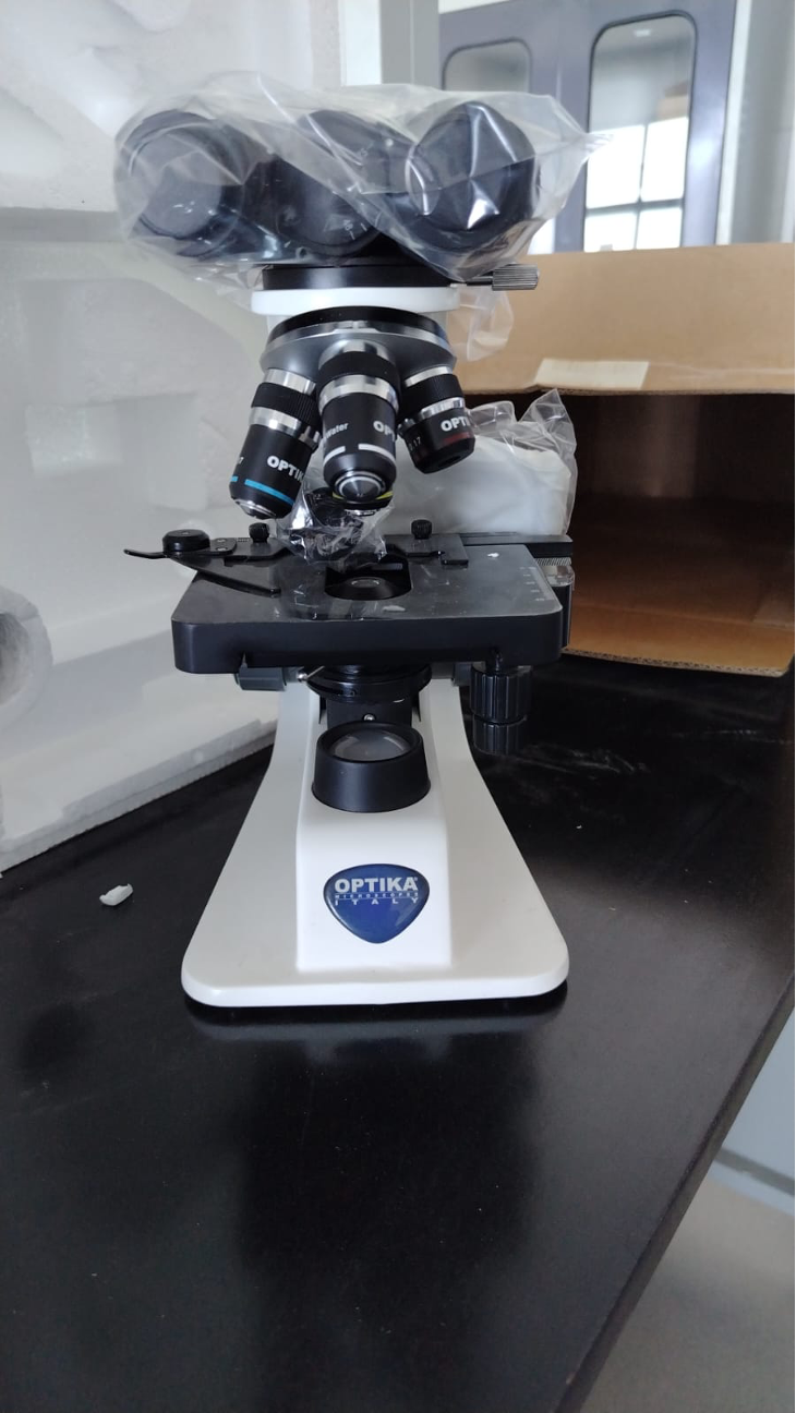 Optika microscope