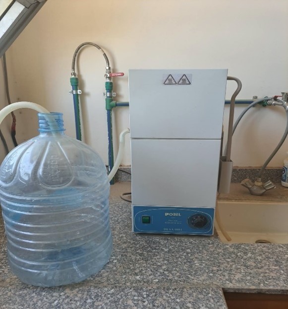 Water distillator