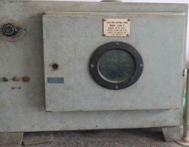 Electric drying oven