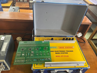 Labtech electronics trainer
