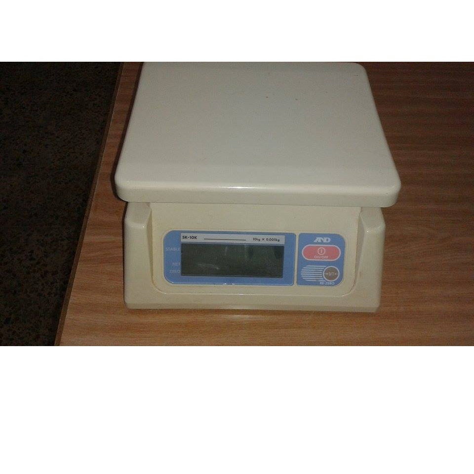 Digital Food Scale / Kitchen Scale / Postal Scale – Weigh in